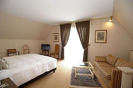 Hôtel Logis Le Relais De La Poste