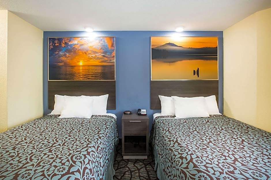 Days Inn by Wyndham Blue Springs