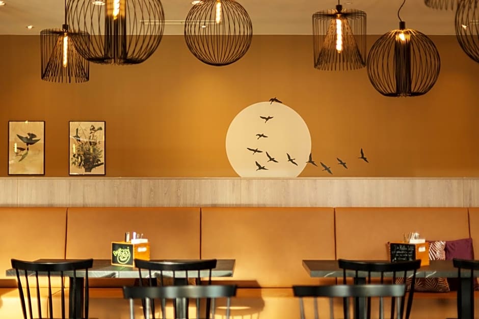 Holiday Inn - the niu Sparrow Regensburg By IHG