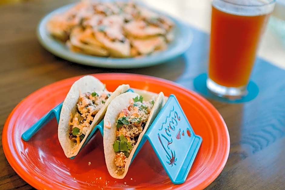 Hotel Indigo Columbus Architectural Center By IHG