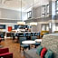 Hampton Inn By Hilton And Suites Atlanta Airport