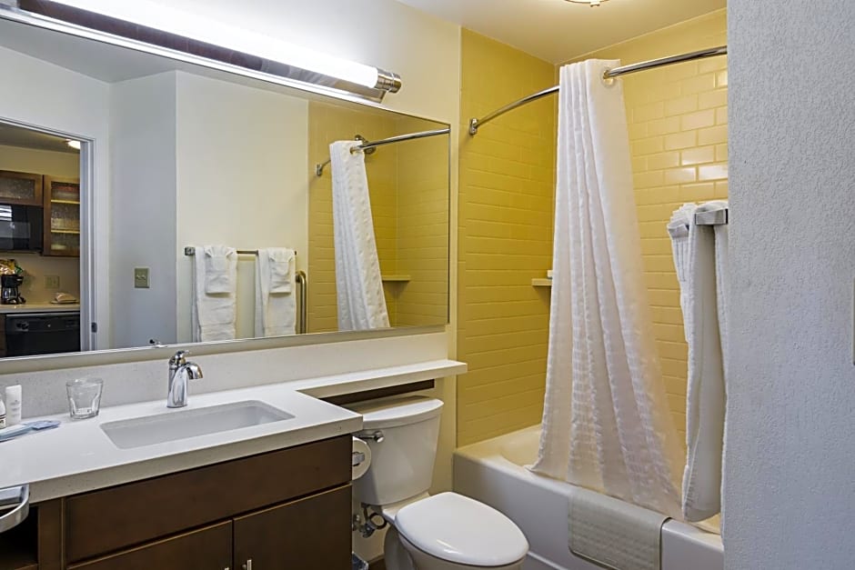 Candlewood Suites - Pensacola - University Area, an IHG Hotel
