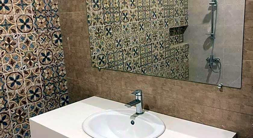 Hotel Executive Lodge