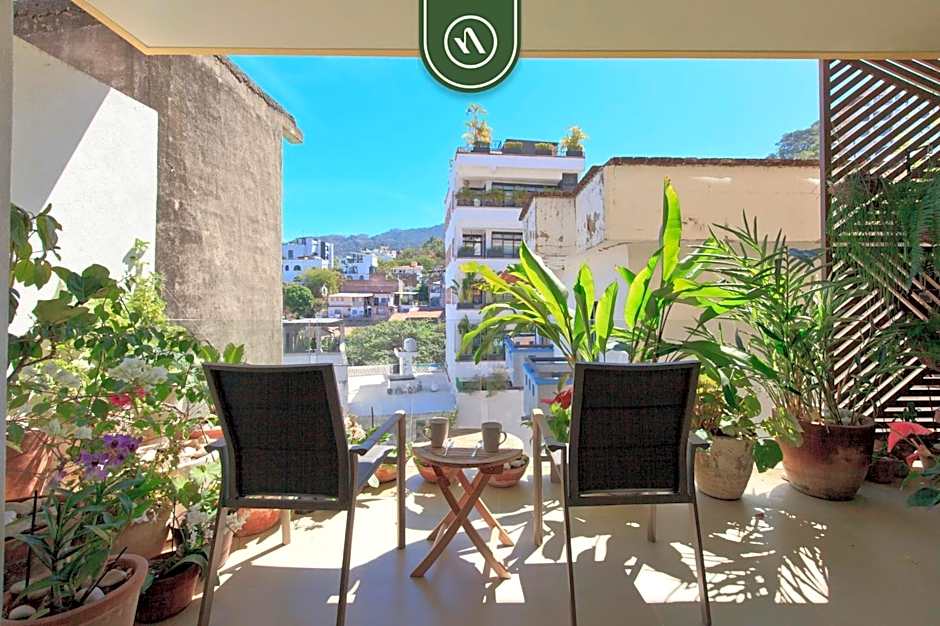 Great Apartment with Rooftop Pool