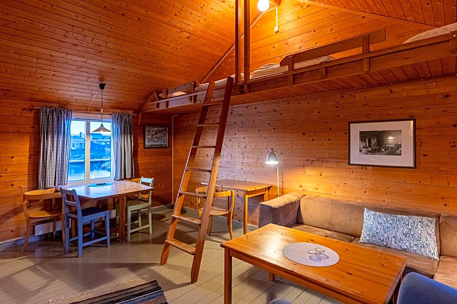 Henningsvær Rorbuer