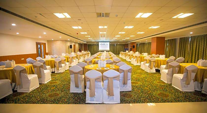 Fortune Park Jp Celestial Hotel