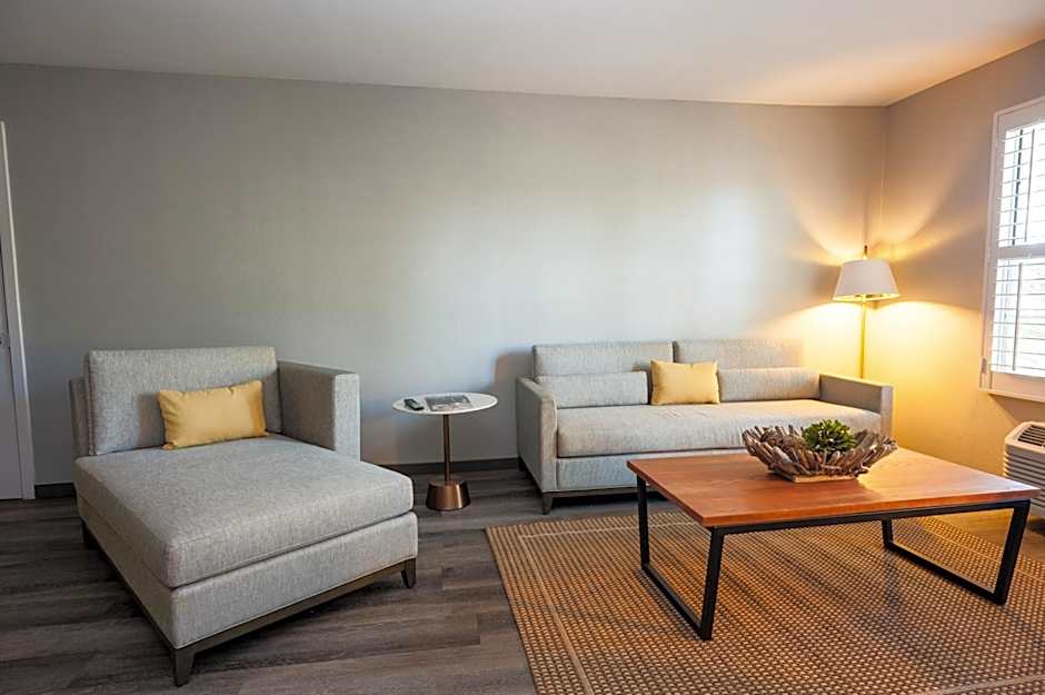 Hotel Indigo Napa Valley By IHG