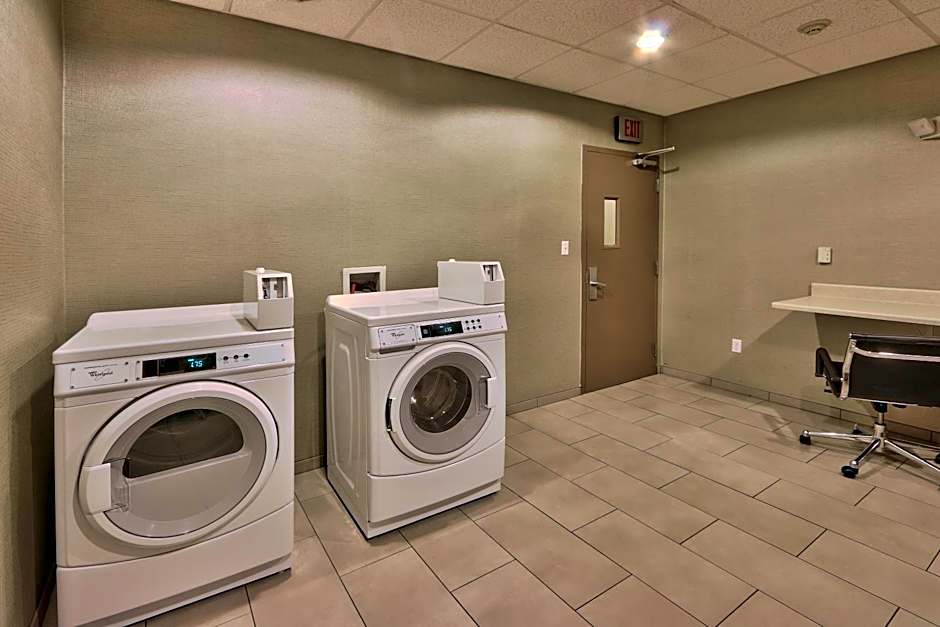 Holiday Inn & Suites Albuquerque-North I-25 By IHG