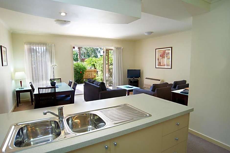 Comfort Apartments Royal Gardens