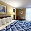 Riverview Inn & Suites