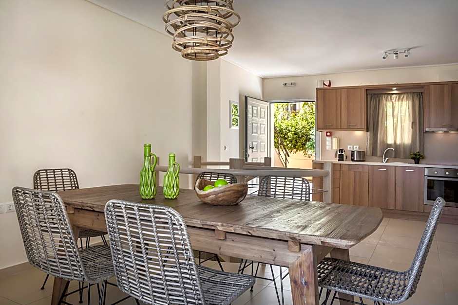 Meliti Waterfront Suites