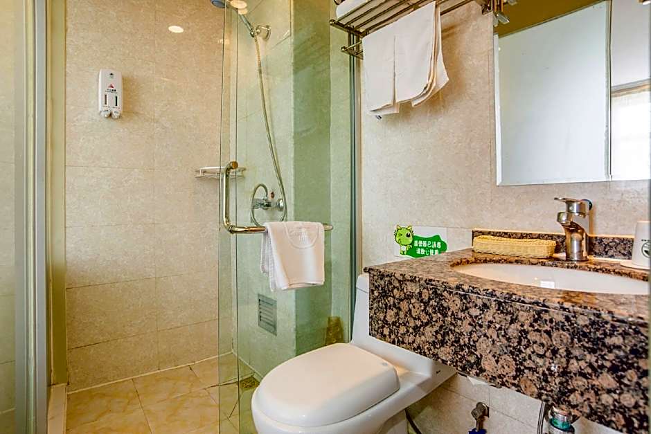 GreenTree Inn GanSu LanZhou Railway Station