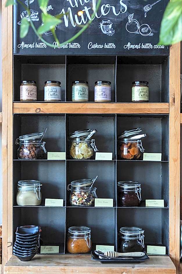 Oniropetra Boutique Hotel