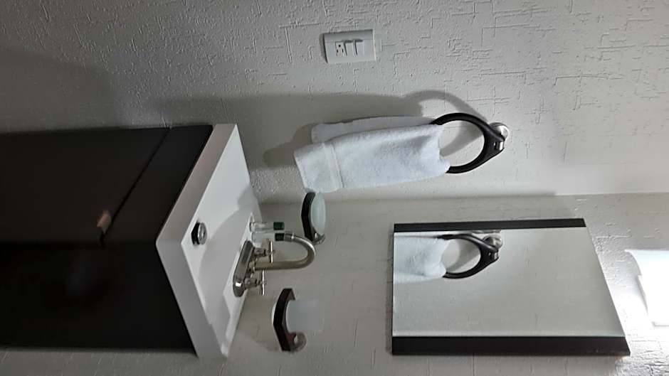 Grupo Kings Suites -Monte Chimborazo 537