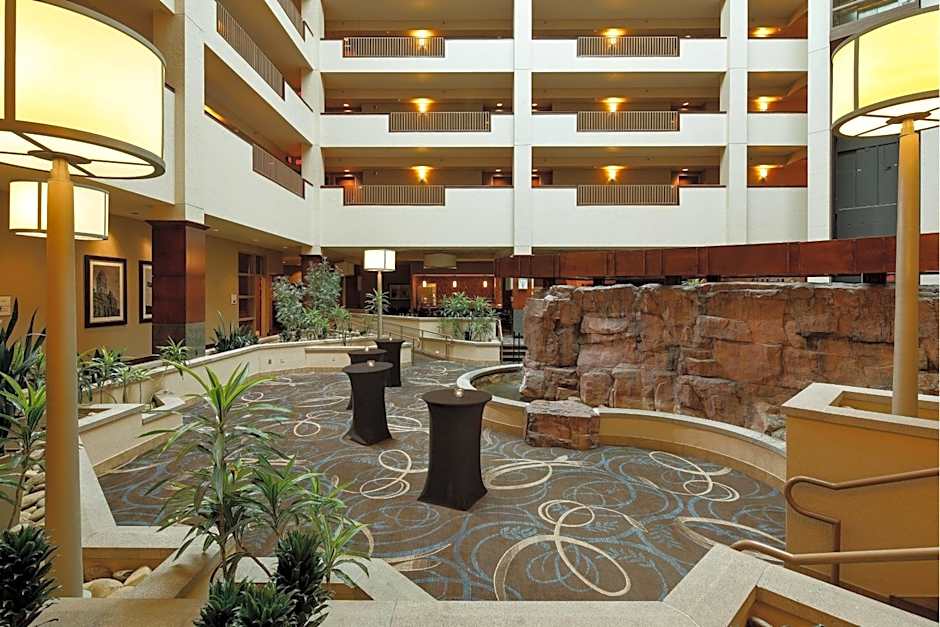 Sheraton Sioux Falls Hotel & Convention Center