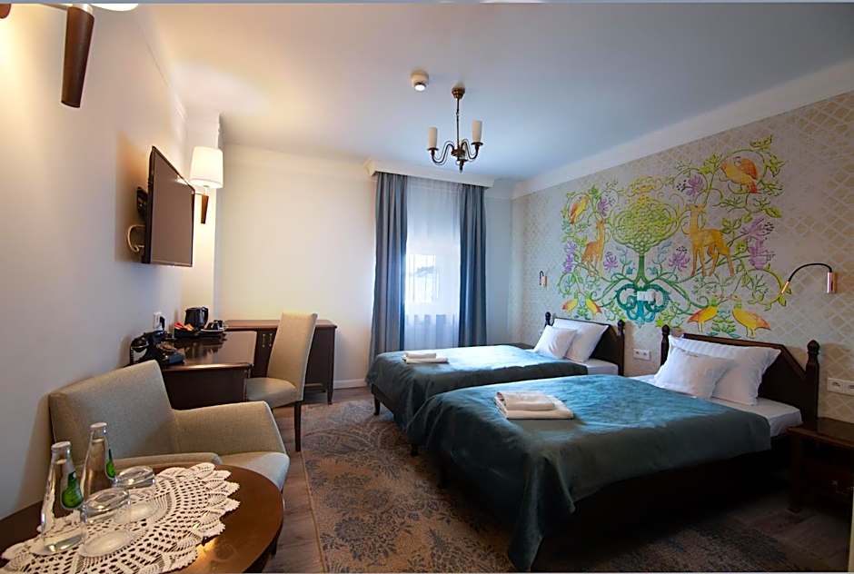 Hotel Ester