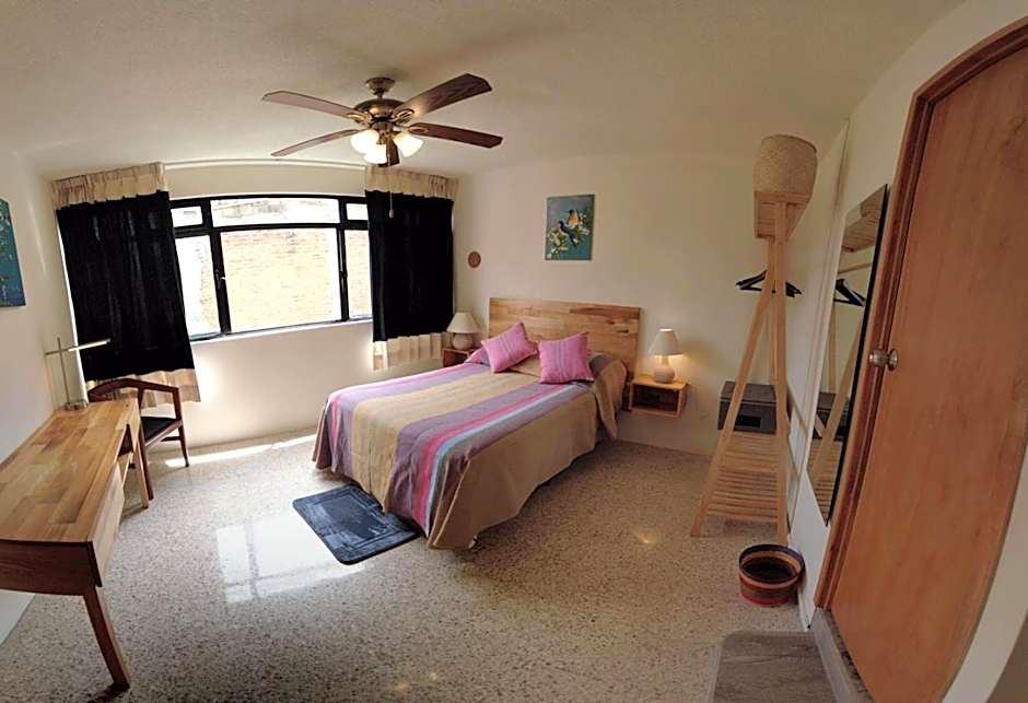 Casa de las Palmas Guest House