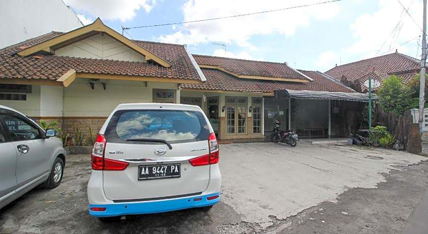 RedDoorz near RS Sarjito Yogyakarta 2