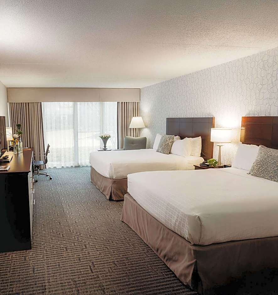 Somerset Inn