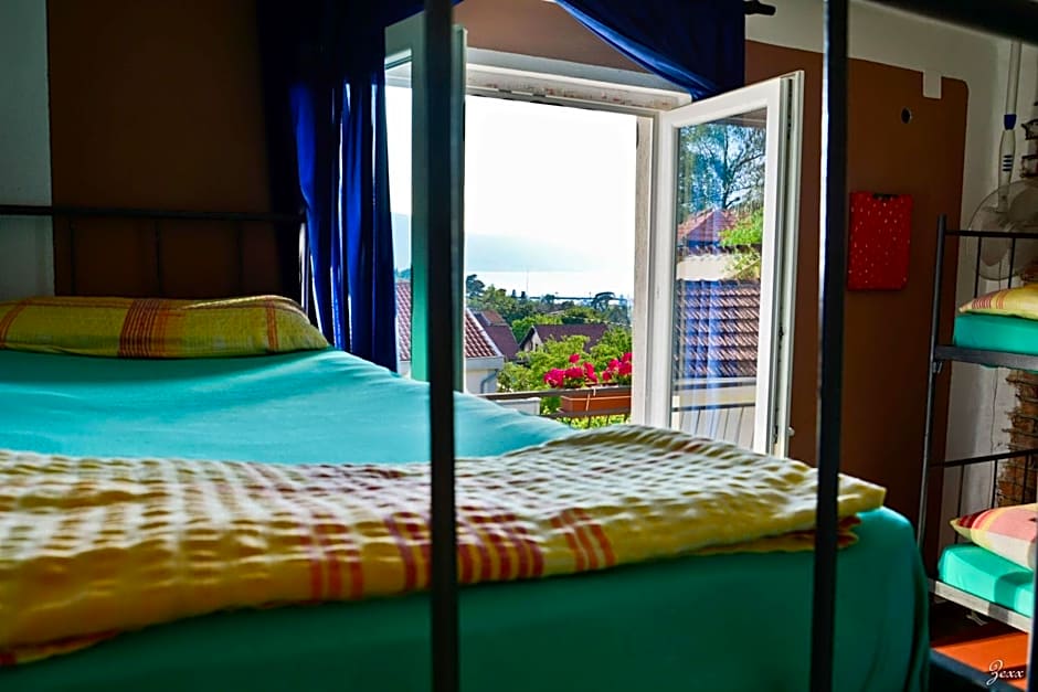 Hostel Anton