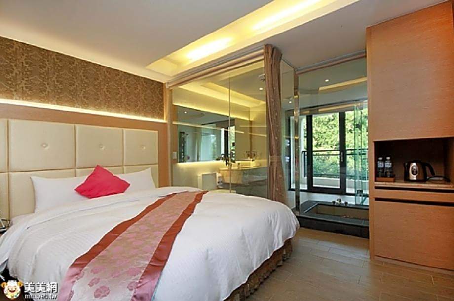 Shuian Lakeside Hotel II