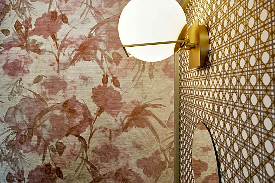 Hotel Cervantes by Happyculture