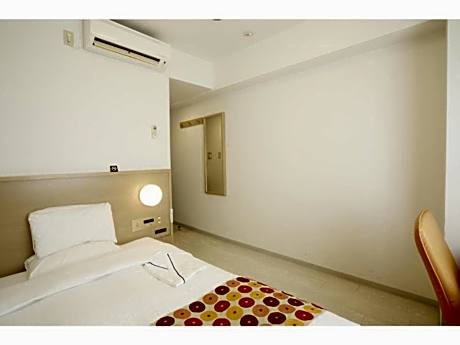 Two Connecting Double Rooms