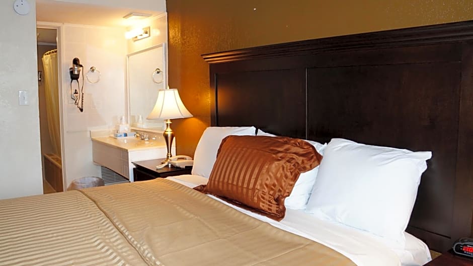 Americas Best Value Inn & Suites Kansas City