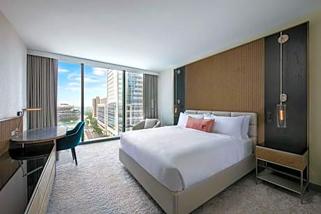 Guest room with king bed, no view