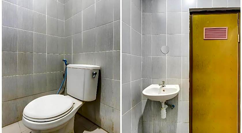 OYO 90927 Homestay Tentrem 2