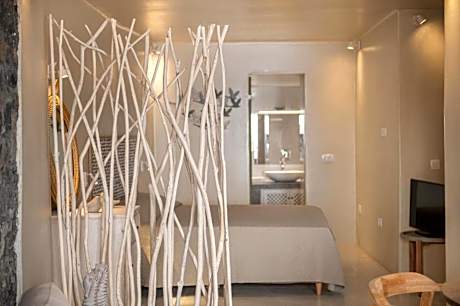 Executive Suite with Sea View&Jetted Tub