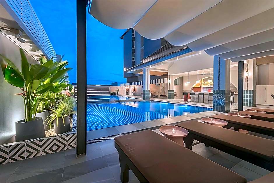 Buri Sriphu Boutique Hotel