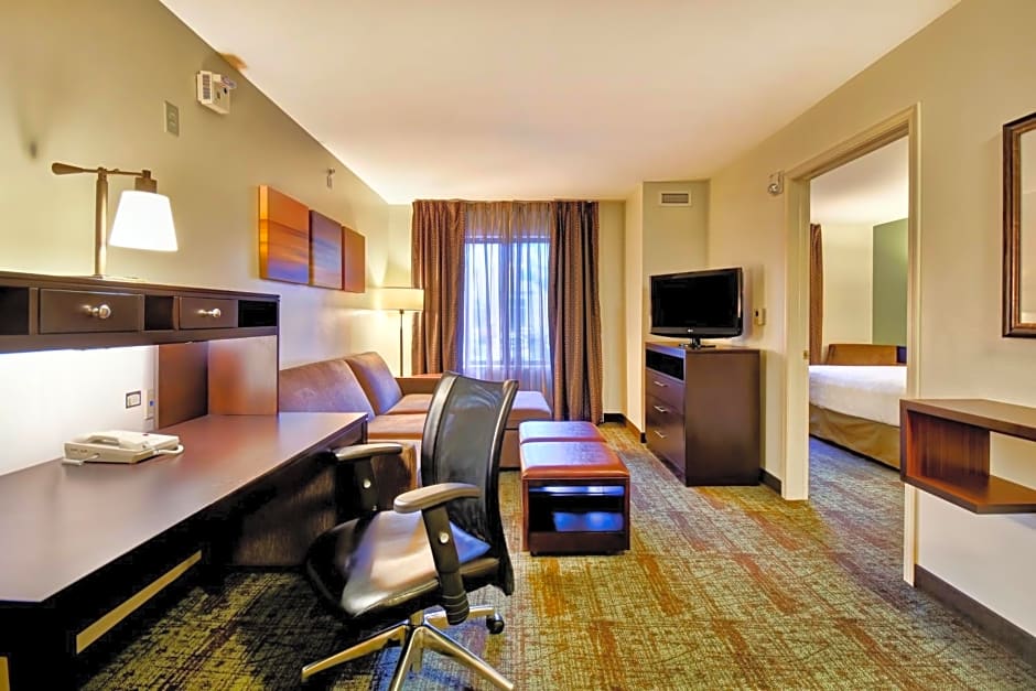 Staybridge Suites Middleton/Madison-West