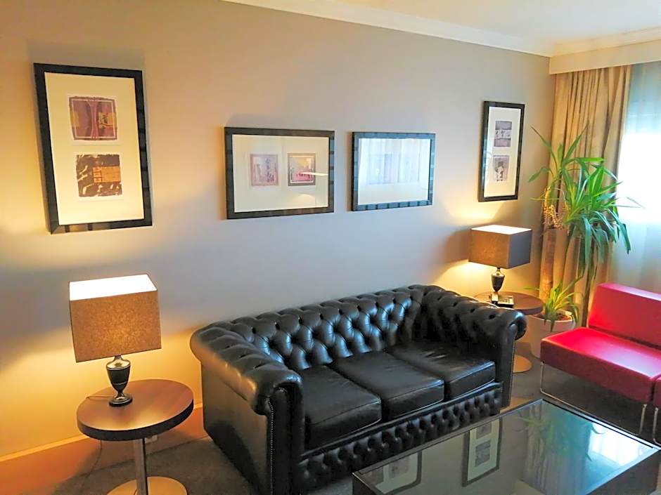 Hotel Inn Paris CDG Airport 