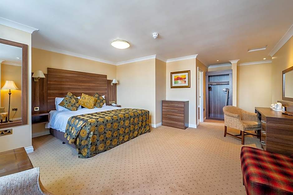 Adair Arms Hotel