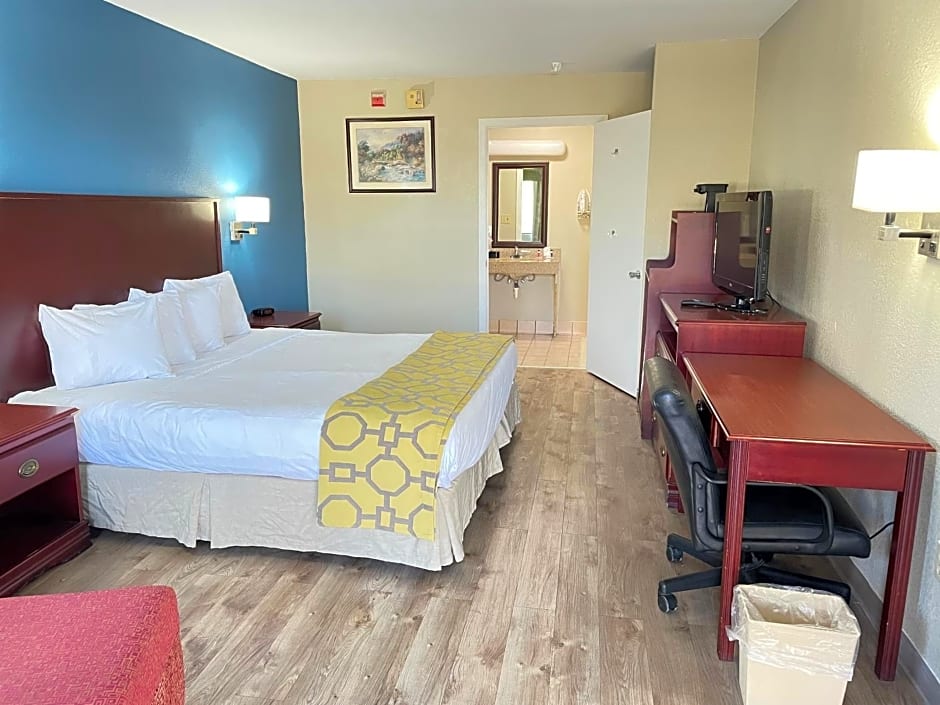Baymont Inn & Suites
