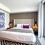 Hyde Beach House Hollywood Private Suites