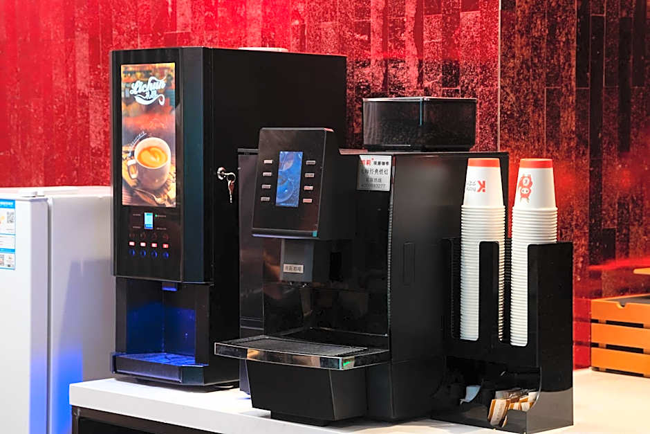 From K Huan Kai Hotel Tiyuxi Metro Station