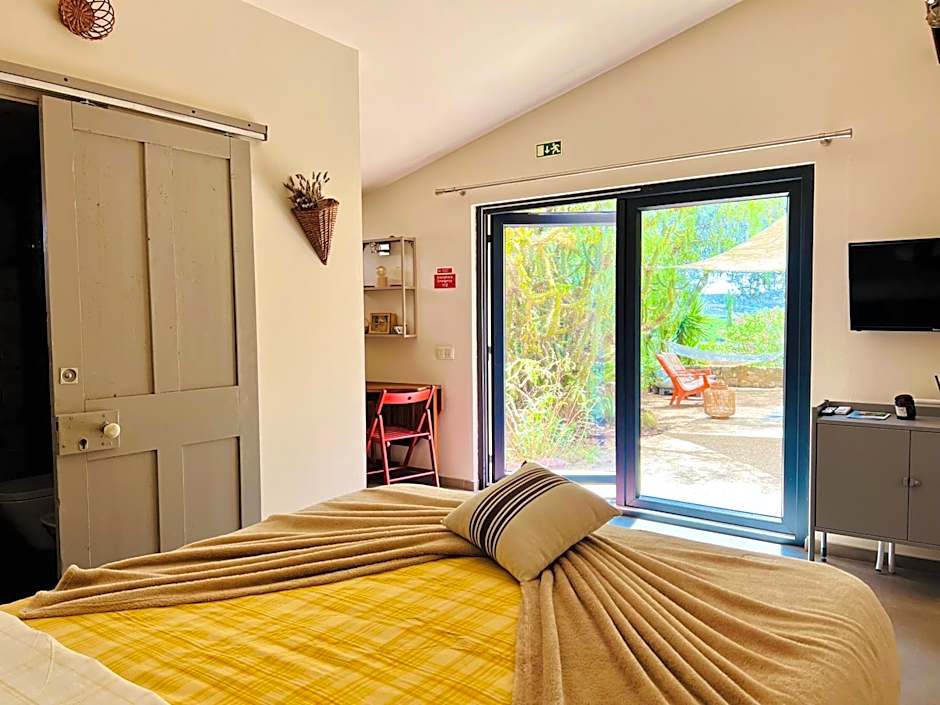 Gato Preto de Silves - Adults Only