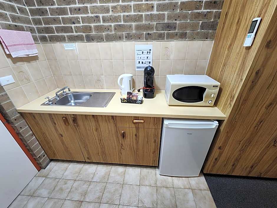 Idlewilde Town & Country Motor Inn