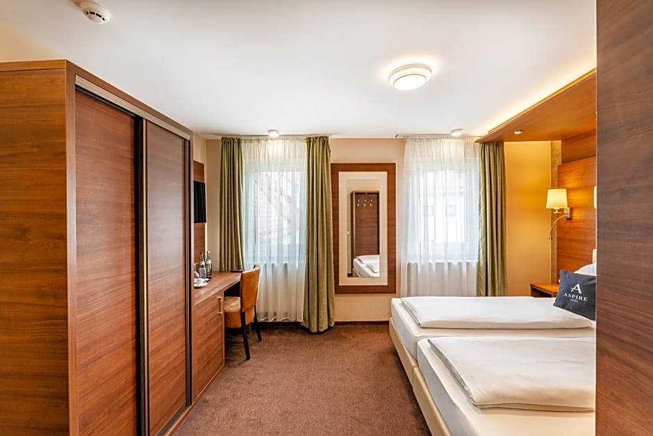 Aspire Castillo Reutlingen Trademark Collection