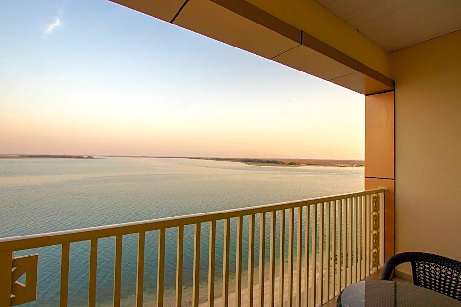 Flamingo Beach Hotel