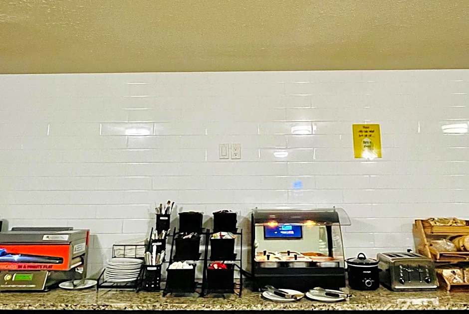 Super 8 by Wyndham Grande Prairie