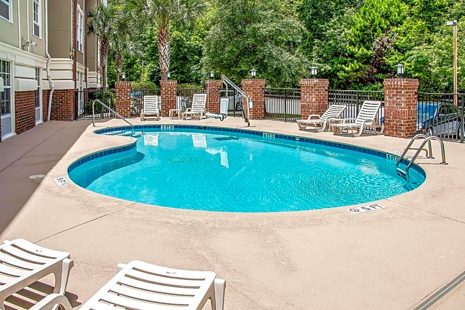 Comfort Suites Bluffton-Hilton Head Island