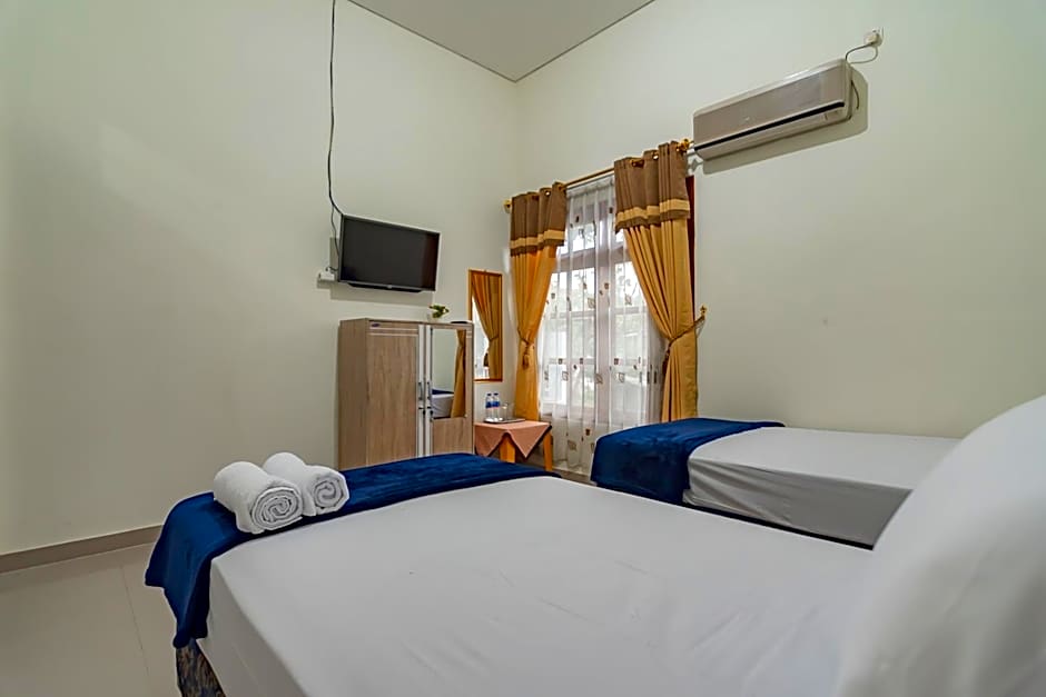 The Lima Guest House Syariah By RedDoorz – Cirebon, OH