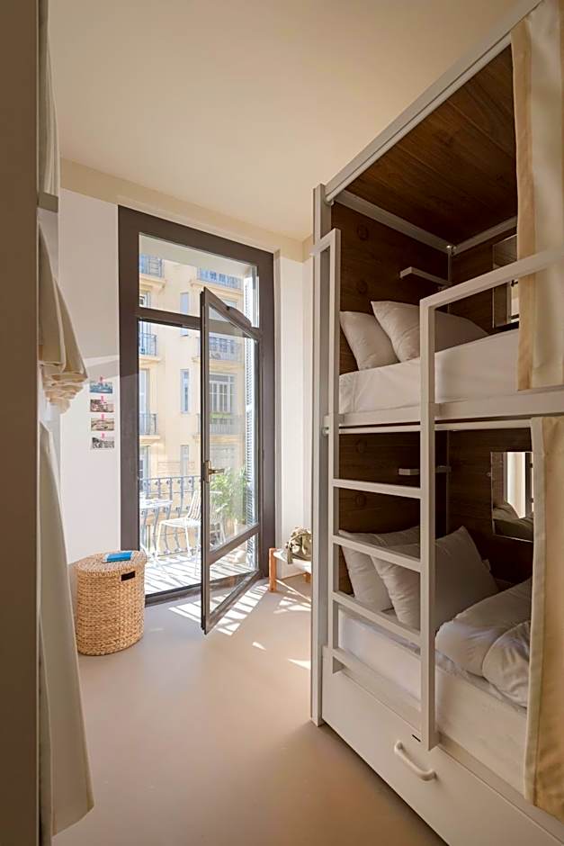 SLO Hostel Nice