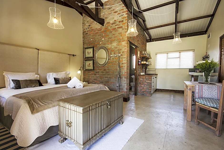 A Hilltop Country Retreat