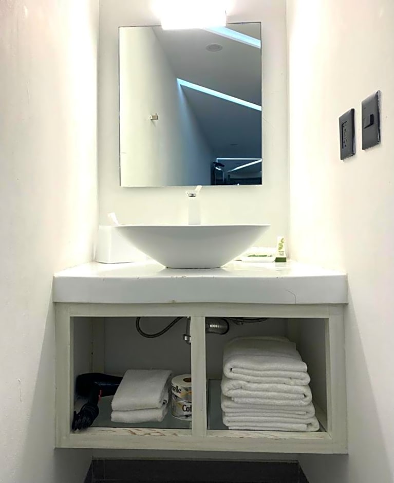 The Andy Hotel