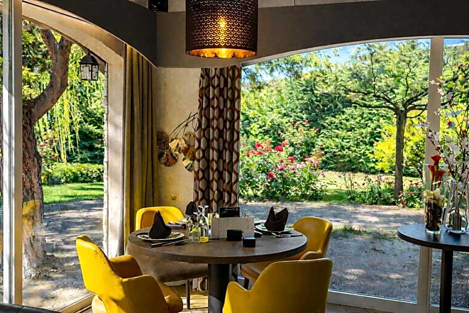 Logis Hotel Le Lac
