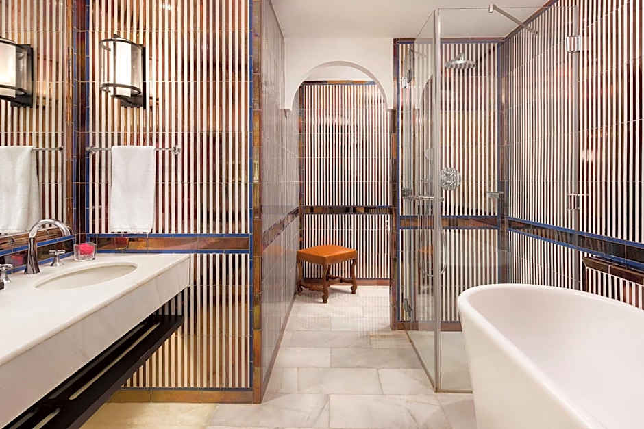 Hotel Alfonso XIII - A Luxury Collection Hotel